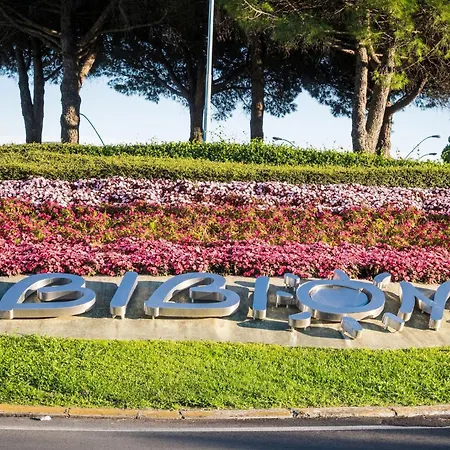 Bright And Functional Flat With Seaview Balcony Apartamento Bibione